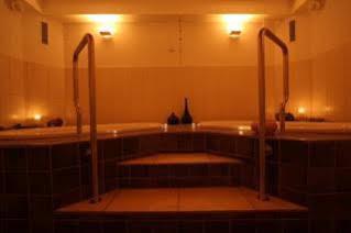 Esplanade Swiss Quality Hotel Davos Bagian luar foto