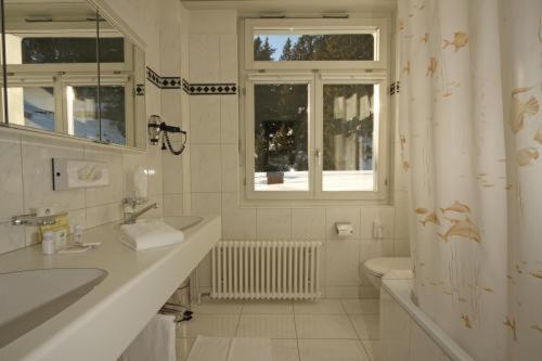 Esplanade Swiss Quality Hotel Davos Ruang foto